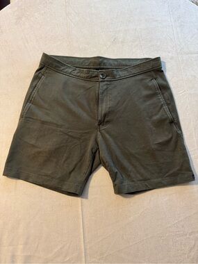 Good Man Brand Olive Flat-Front Casual Shorts